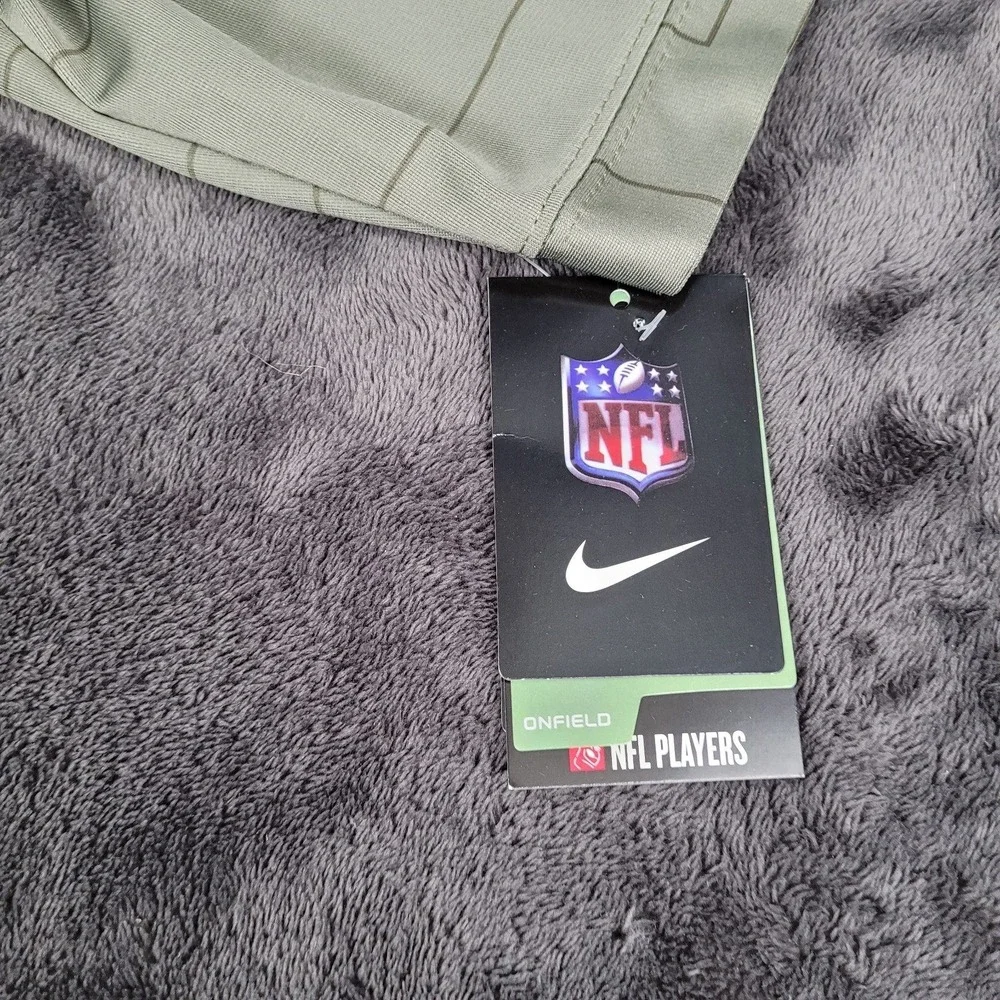 Nike Green Bay Packers Aaron Rodgers NFL Salute To Service On Field Jersey Sz XL